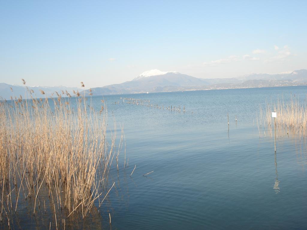 Appartamenti Fiordaliso Sirmione Bagian luar foto